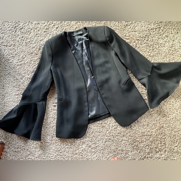 Zara Bell-Sleeved Blazer, Size Medium - Picture 3 of 3